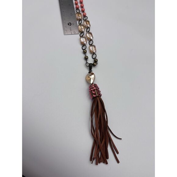 Multicolored‎ Beads And Faces With Suede Dangle Necklace. 2621 - Picture 2 of 4